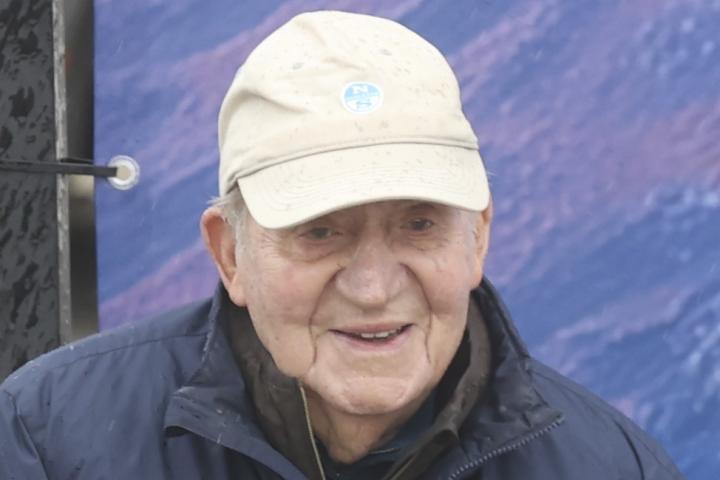 El rey Juan Carlos I en las regatas de Sanxenxo en noviembre de 2025