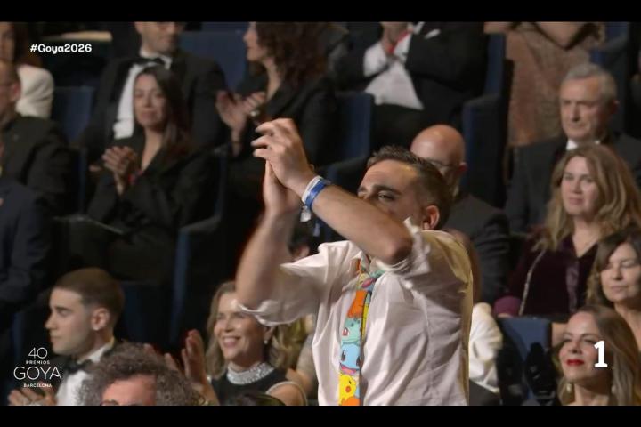 Una persona del público en los Goya