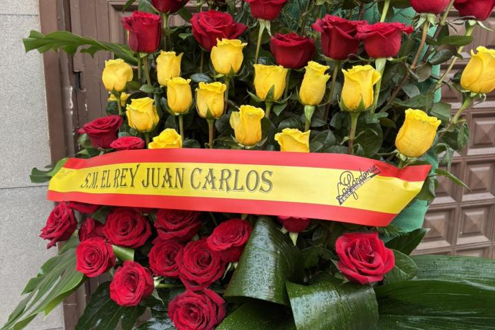 Corona que el rey ha mandado a Ónega