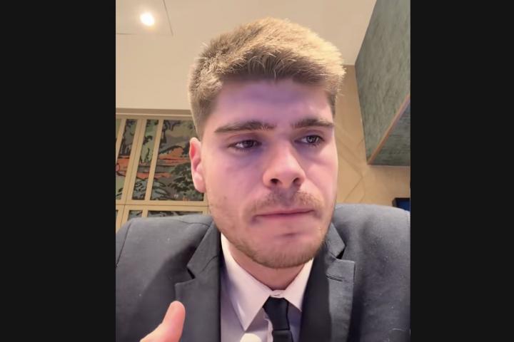 El recepcionista de hotel y streamer 'Marquisio'.