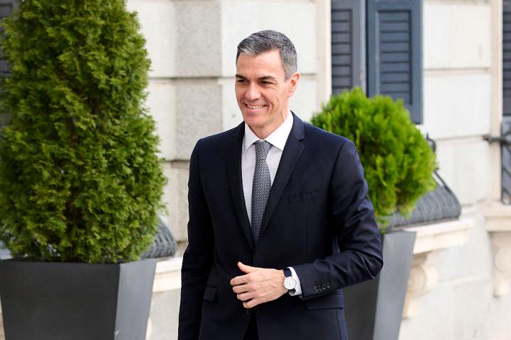 Pedro Sánchez, sonriente