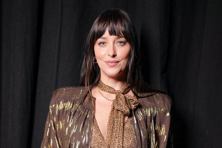 Dakota Johnson, en el desfile de alta costura de Valentino en París