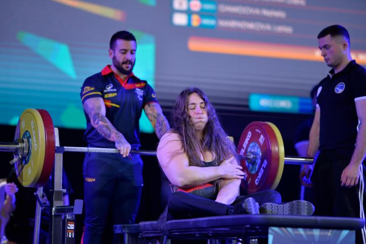 Zabala, antes de levantar el peso en el campeonato de Europa de Georgia.