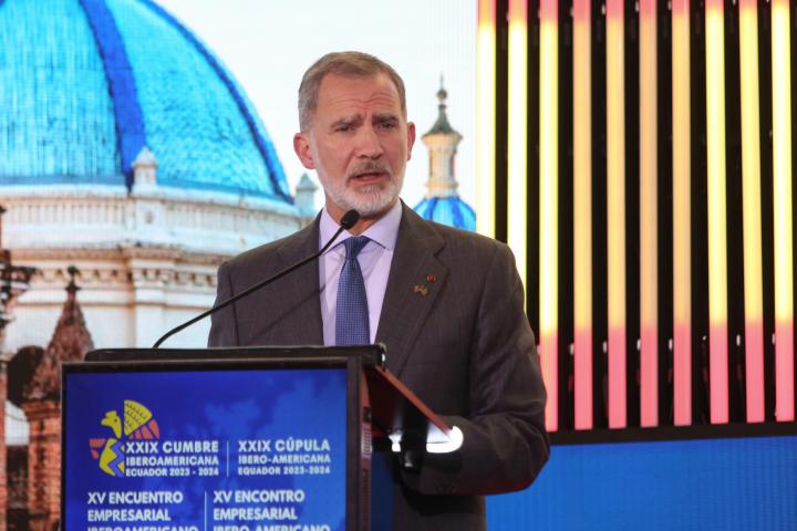 Felipe VI durante la cumbre iberoamericana en Ecuador