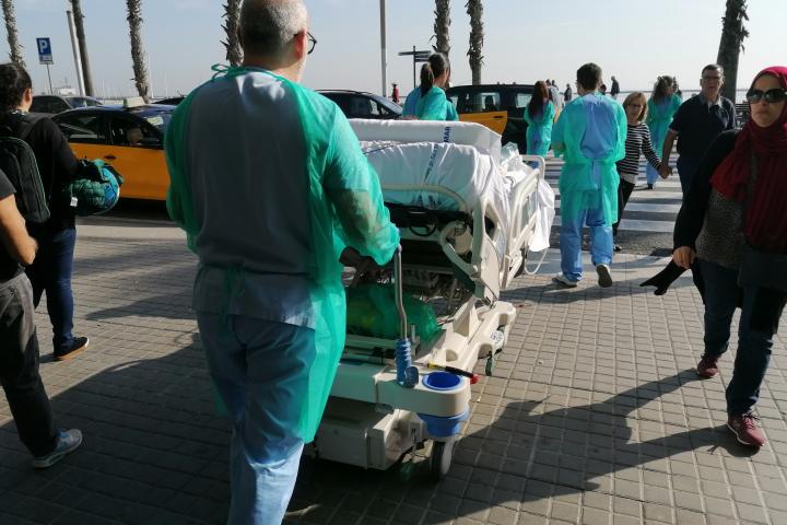 El primer paciente que salió del Hospital del Mar en los programas de humanización de la UCI.