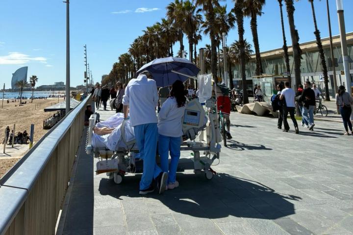 Otro ángulo de la estampa vista por Rafaela en el paseo marítimo de Barcelona.