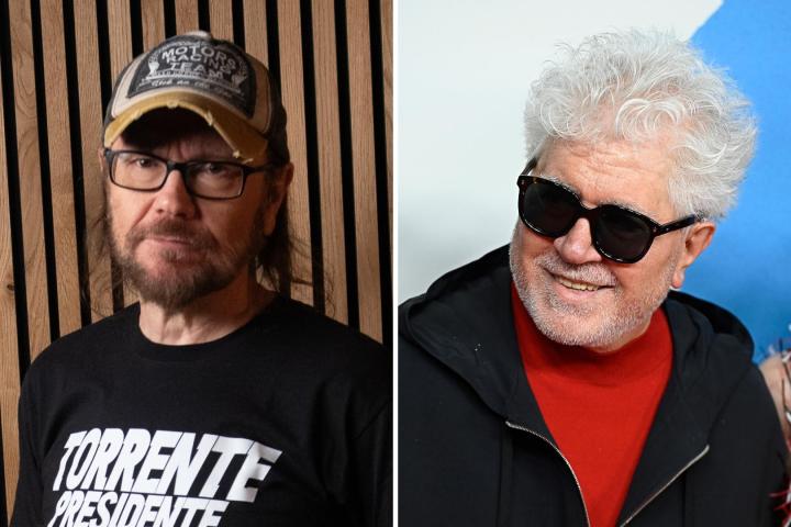 Los cineastas Santiago Segura y Pedro Almodóvar.