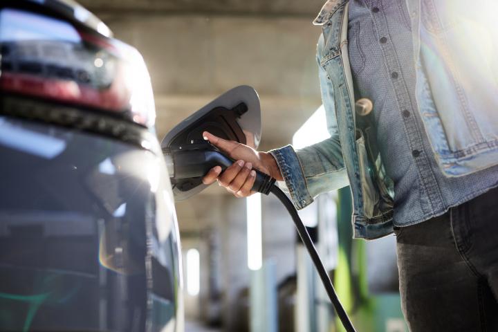 etiopia-prohibe-coches-gasolina-electricidad