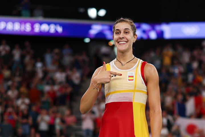 Carolina Marín celebrando un triunfo en los JJOO de París 2024