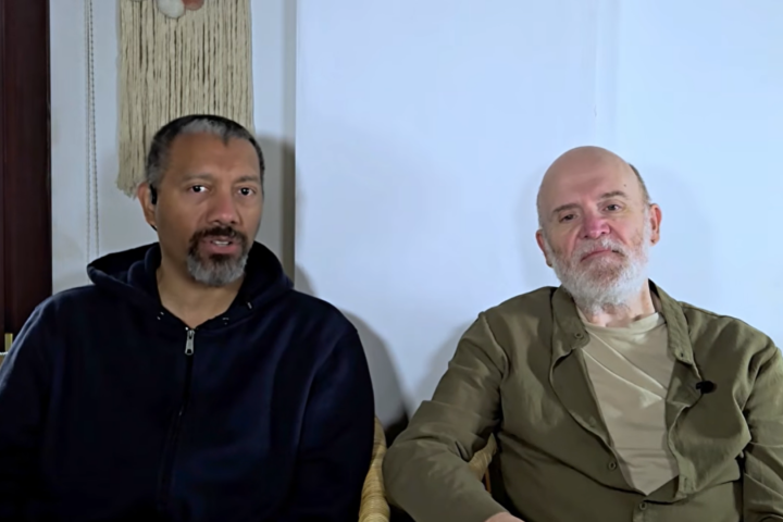 Maurice y Brad, pareja norteamericana que vive en Valencia.