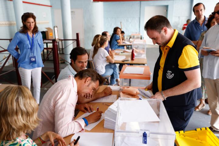 Cómo votar por correo en las elecciones andaluzas