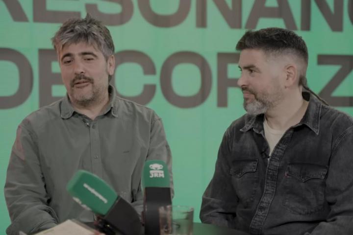 Los hermanos Estopa durante su entrevista con José Ramón de la Morena.