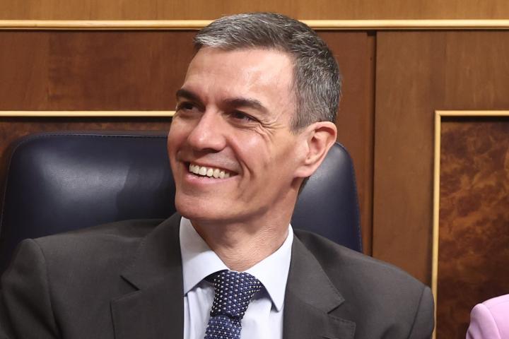 Pedro Sánchez, sonriendo este miércoles en el Congreso.