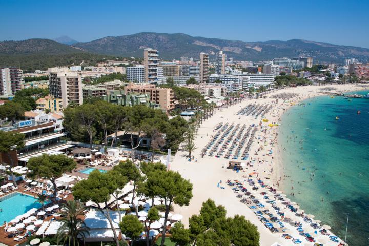 Una playa en Magaluf.