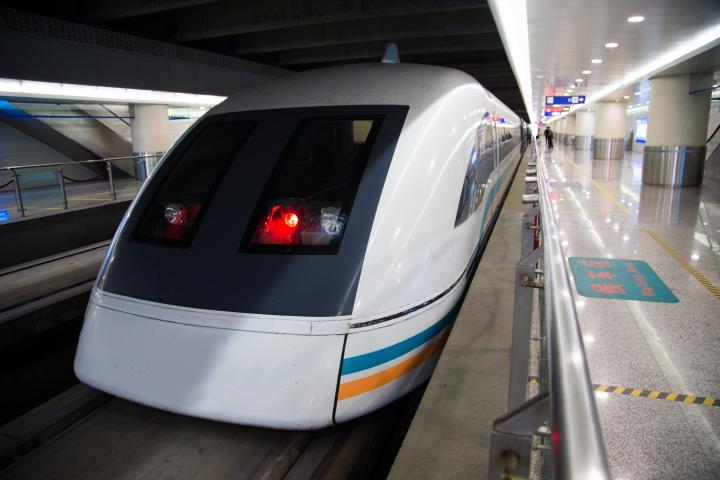 maglev-japon-shinkansen