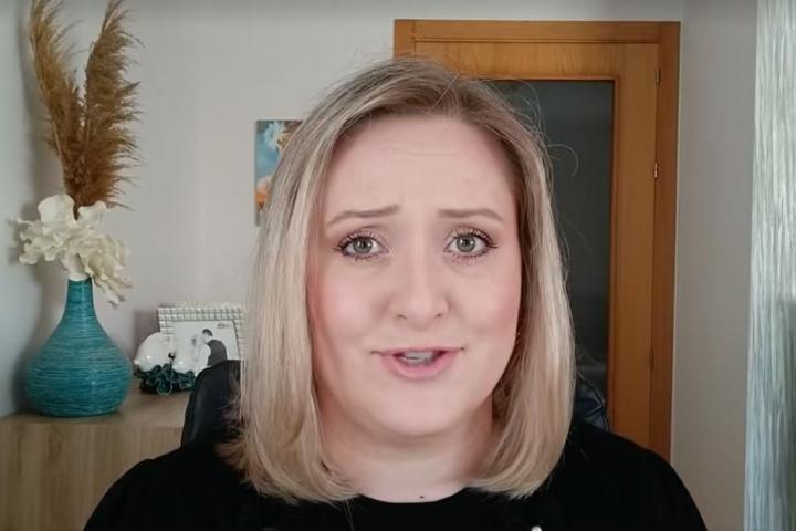 Roxi, polaca en España.