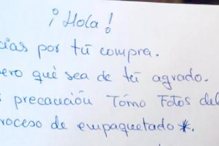 La carta que David Rubín encontró en su paquete.