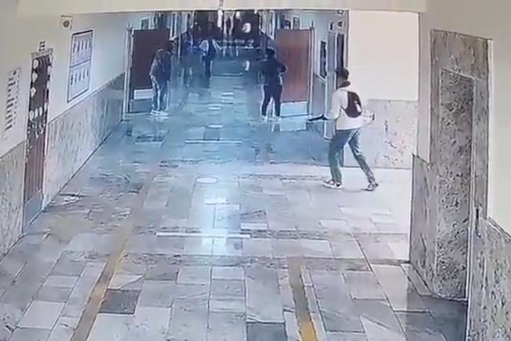 Un alumno de un colegio de Siverek (Turquía), presunto autor de un tiroteo mortal.