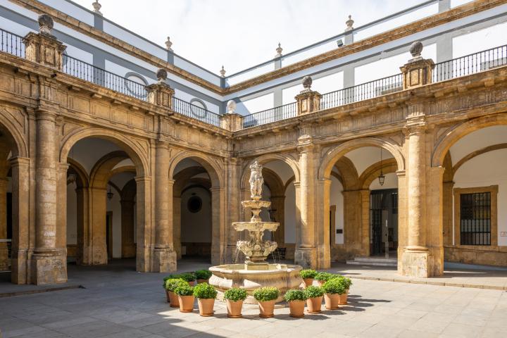 Universidad de Sevilla, España.