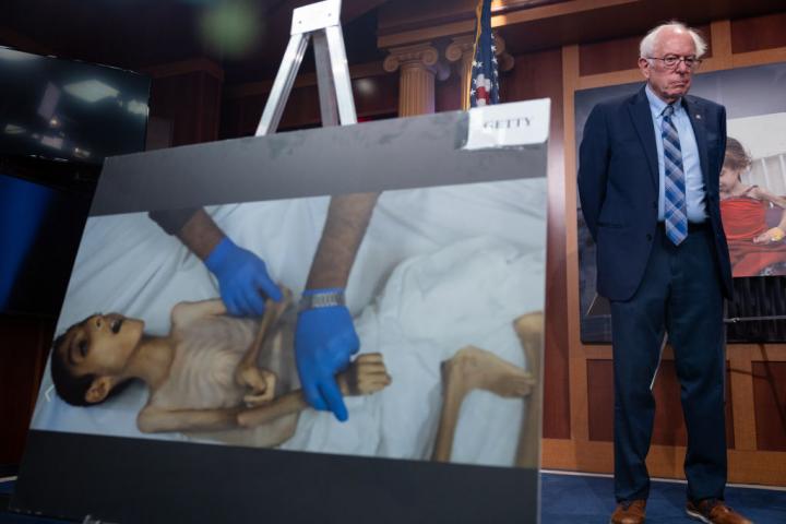 El senador Bernie Sanders, en una rueda de prensa para explicar sus planes contra las ventas de armas ofensivas a Israel, en Washington DC, el 19 de noviembre de 2024.