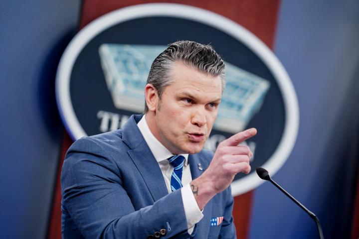 El secretario de Defensa de EEUU, Pete Hegseth, durante una sesión informativa sobre la guerra con Irán en el Pentágono, en Washington, el 16 de abril de 2026.