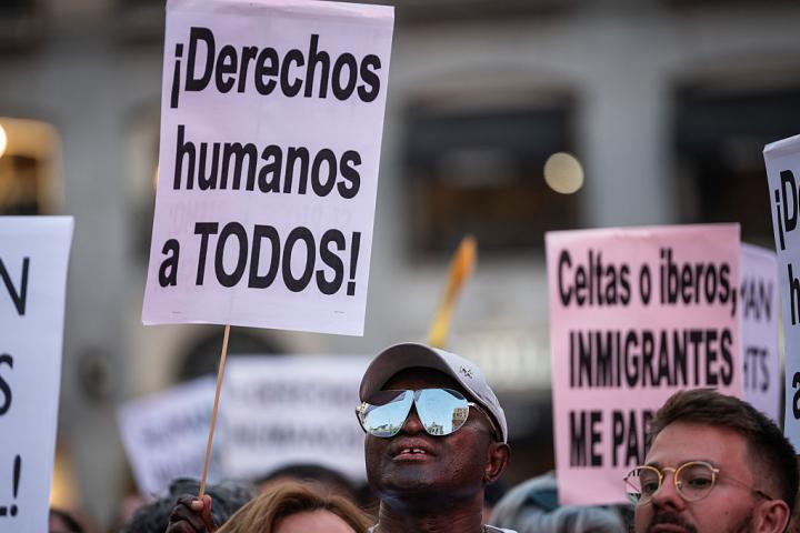 Imagen de una protesta contra el racismo en Madrid