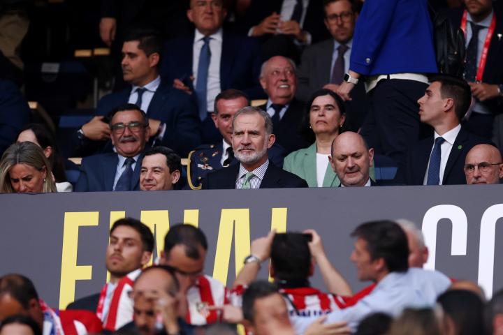 Felipe VI en el palco de la Cartuja de Sevilla, en la final de la Copa del Rey.