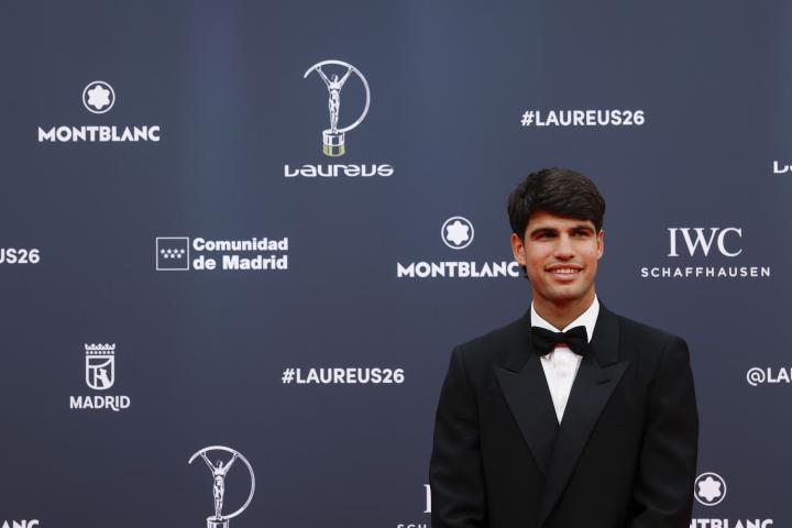 El tenista español Carlos Alcaraz posa durante la gala de los premios Laureus World Sport 2026