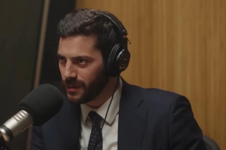 alex-bores-era-ia-impuesto-tecnologia