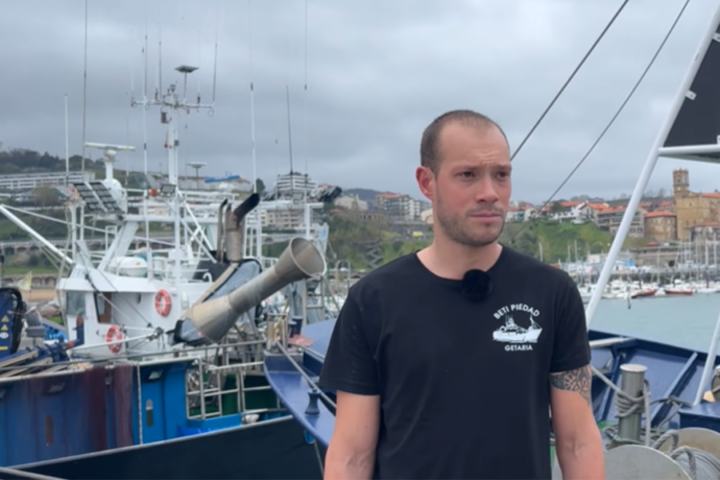 Marc Gost, mecánico naval.