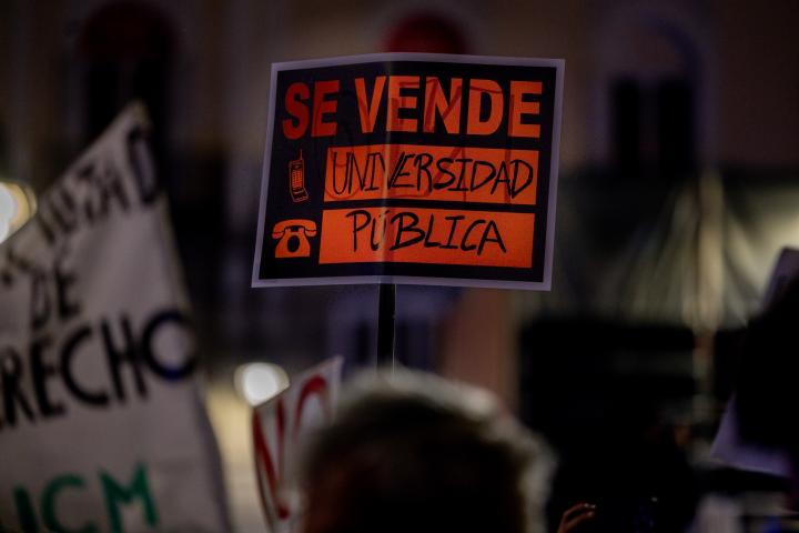 Manifestación por la universidad pública en Madrid en noviembre de 2025