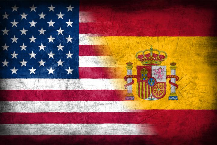 Banderas de EEUU y España