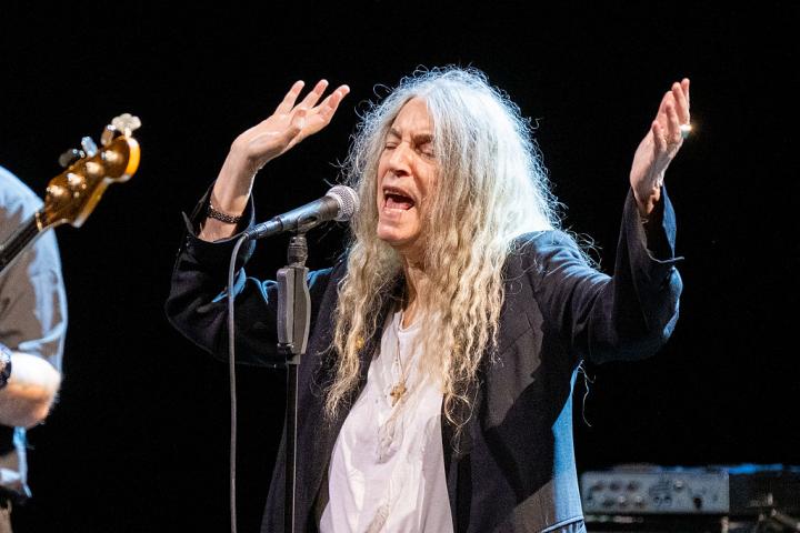 Patti Smith en un concierto con motivo del 50º anivesario de 'Horses'.