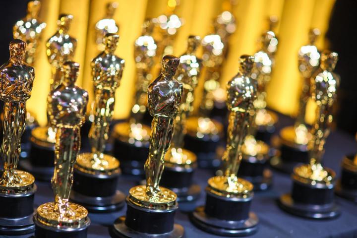 Las estatuillas de los premios Oscar, tras bambalinas, durante la 96ª edición de los Premios Óscar en el Dolby Theatre del Hollywood, California, el domingo 10 de marzo de 2024.