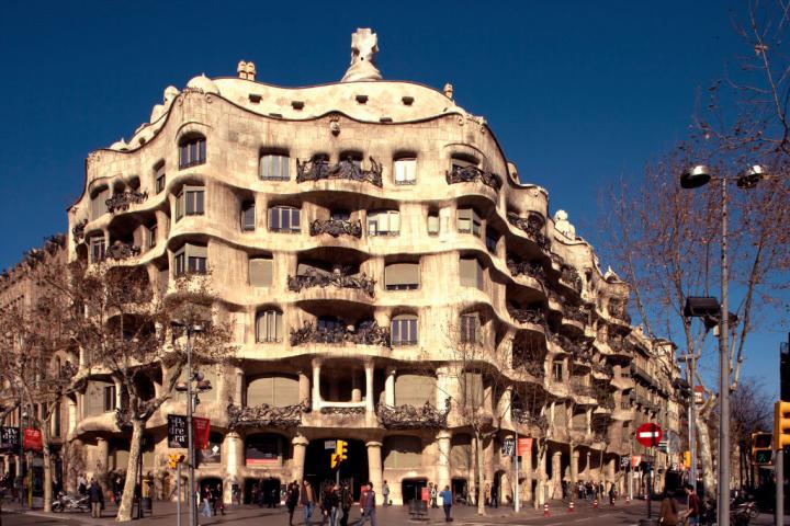 La Casa Milà de Gaudí (Barcelona)