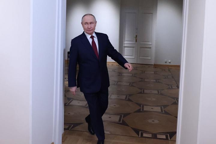 Vladimir Putin, a su llegada al Museo Hermitage