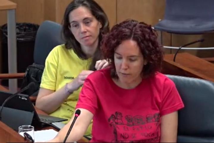 Las dos diputadas de Más Madrid que han amenazado con quitarse las camisetas y quedarse en sujetador si no les dejaban acceder a la Comisión
