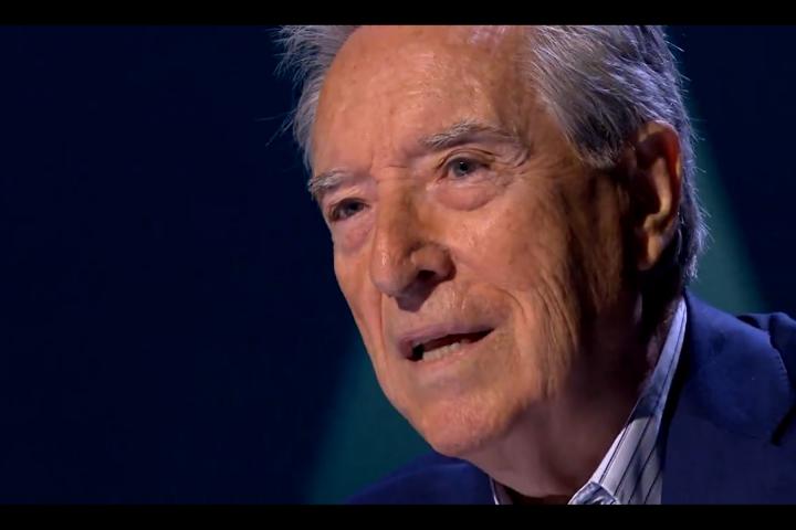 Iñaki Gabilondo, durante la entrevista en 'La noche de Aimar'