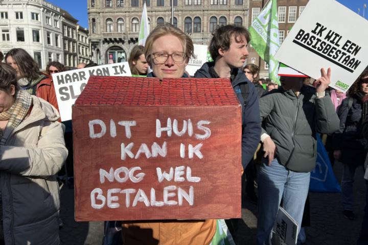 Manifestación contra la escasez de viviendas y los elevados precios del alquiler en Ámsterdam, en una imagen de archivo