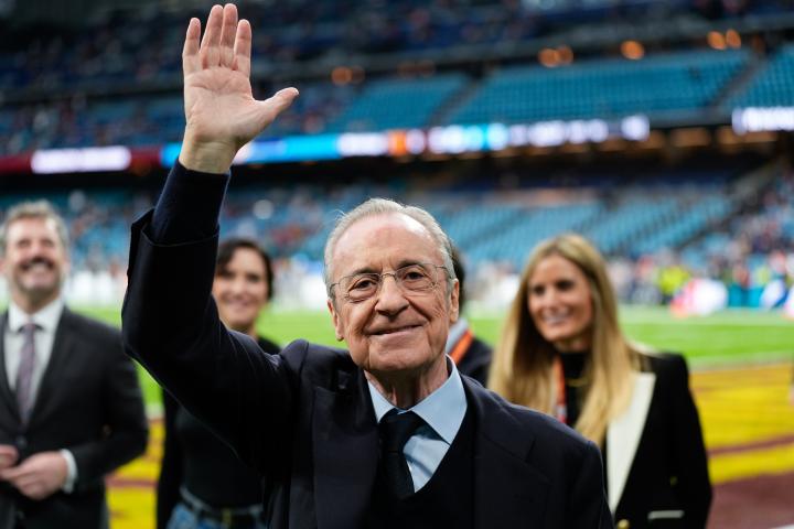 Florentino Pérez en el estadio