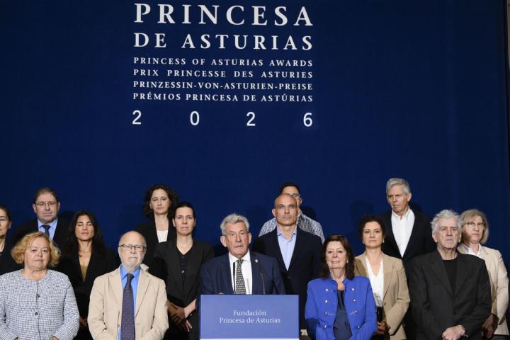 Momento en el que se anuncia que los químicos británicos David Klenerman y Shankar Balasubramanian y el biofísico francés Pascal Mayer son Premio Princesa de Asturias de Investigación.