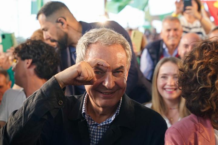 El expresidente del Gobierno español, José Luis Rodríguez Zapatero, participa en un acto de campaña en Cártama (Málaga), el 1 de mayo de 2026.