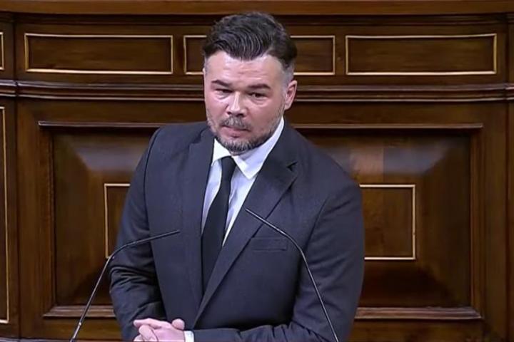 Gabriel Rufián durante su intervención en el Congreso.