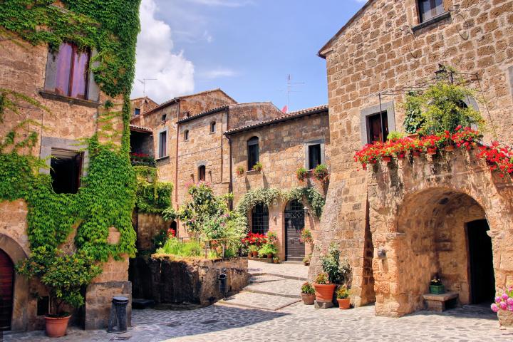 Un pueblo en la Toscana, en Italia.