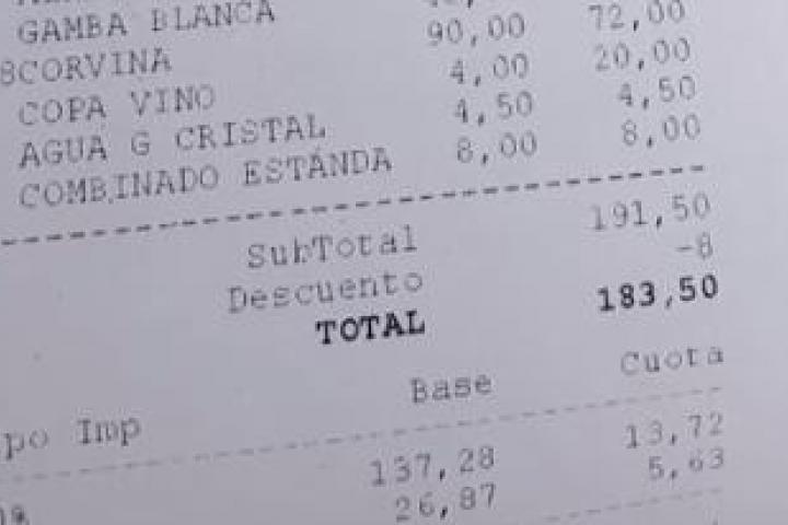 La cuenta de un restaurante.
