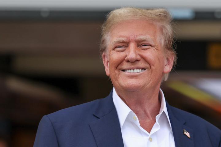El presidente de Estados Unidos, Donald Trump, durante el Gran Premio de Fórmula 1 de Miami en el Autódromo Internacional de Miami el 5 de mayo de 2024, en Miami.