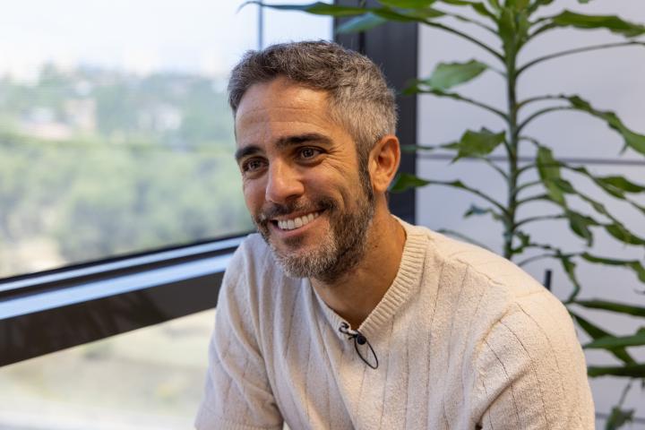 Roberto Leal durante su entrevista con el HuffPost