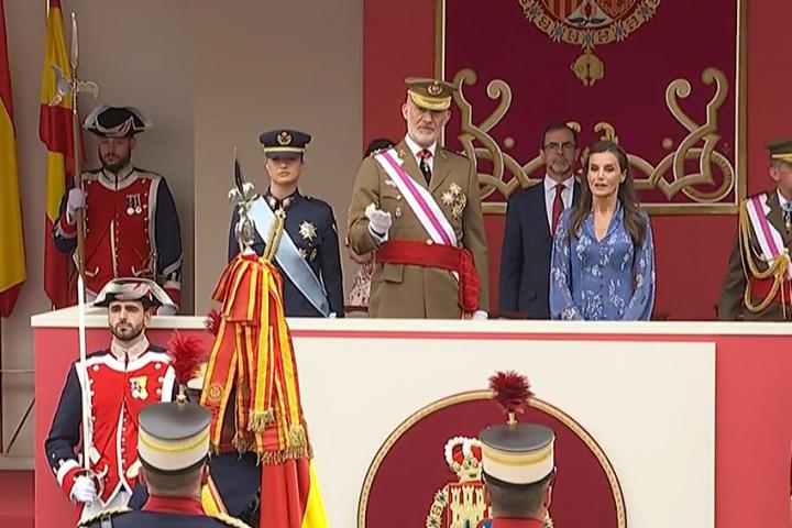 La princesa Leonor, el rey Felipe VI y la reina Letizia.