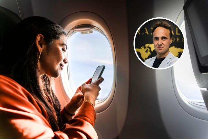 Juan Rangali y una turista viajando