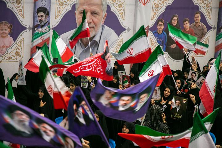 Manifestación a favor del régimen iraní en Teherán
